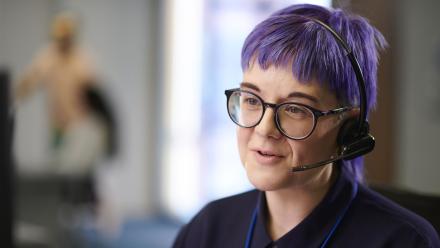 Helpline operator